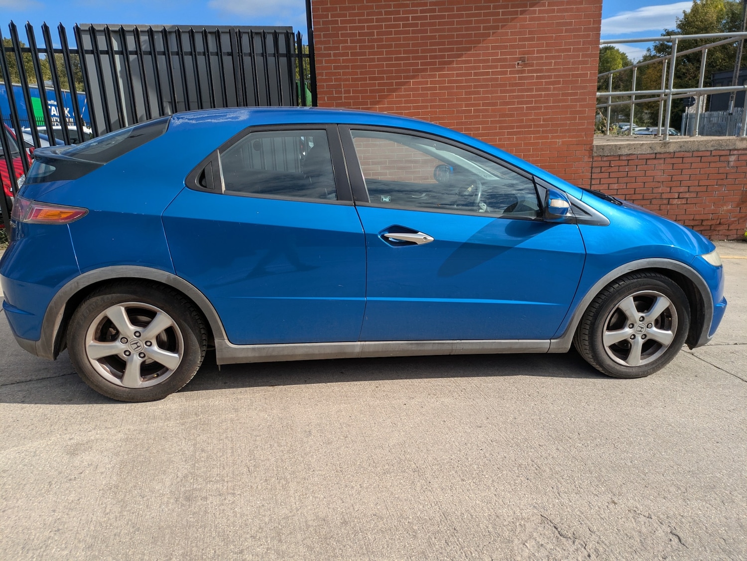 Used Honda Civic 2006 for sale - 76181825: Photo 10