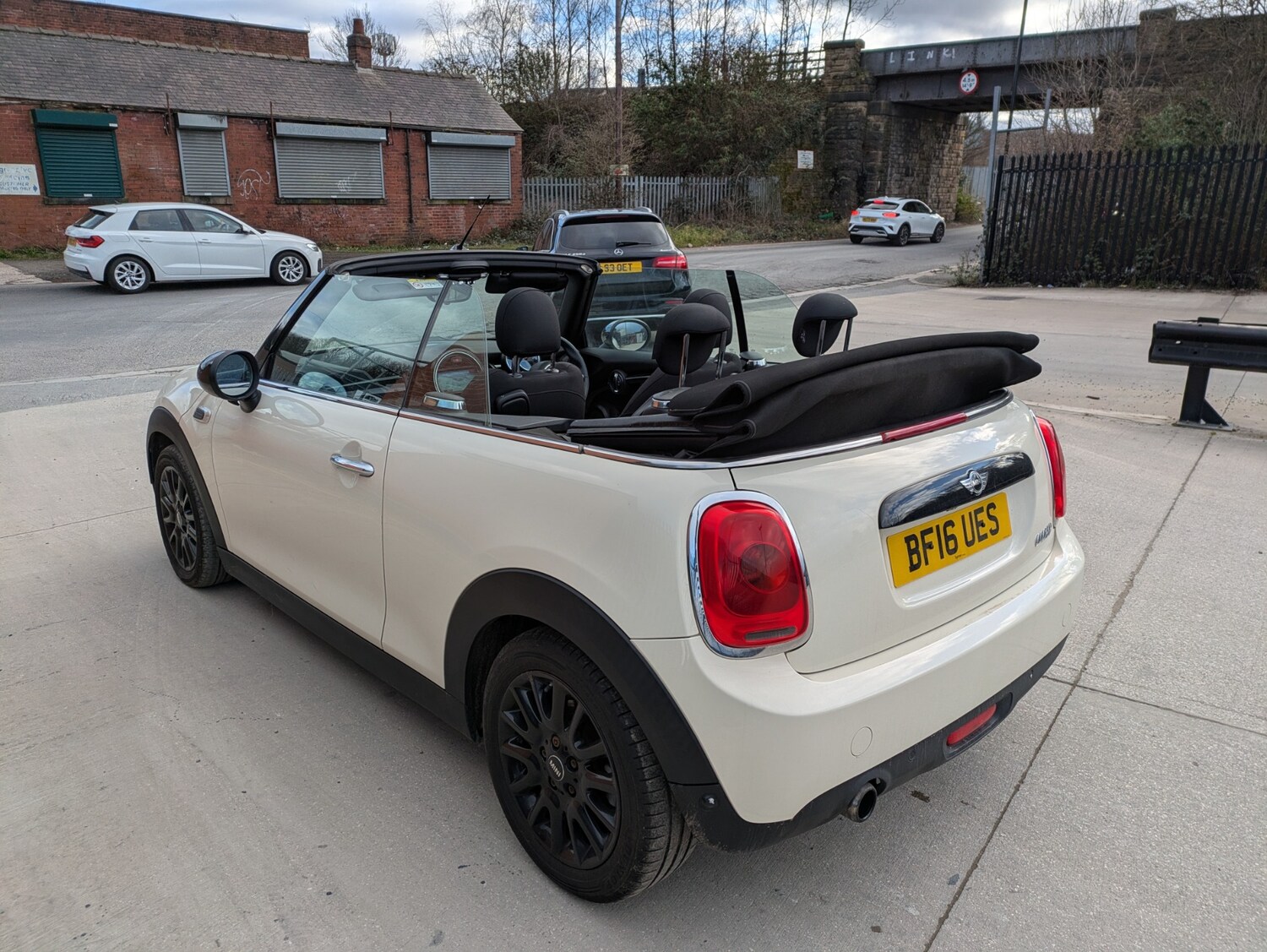 Used MINI Convertible 2016 for sale - 77878385: Photo 20