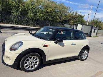 Used MINI Hatch 2016 for sale - 79353106: Photo
