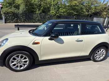 Used MINI Hatch 2016 for sale - 79353106: Photo