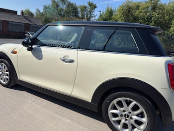 Used MINI Hatch 2016 for sale - 79353106: Photo