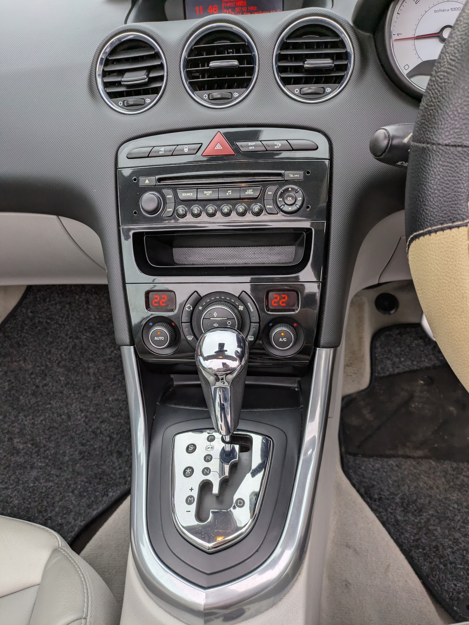 Used Peugeot 308 2010 for sale - 78132046: Photo 28