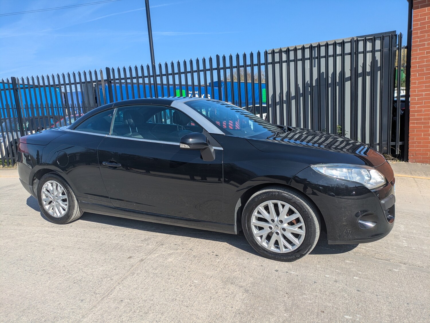 Used Renault Megane 2014 for sale - 77932970: Photo 12