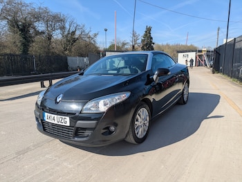 Used Renault Megane 2014 for sale - 77932970: Photo