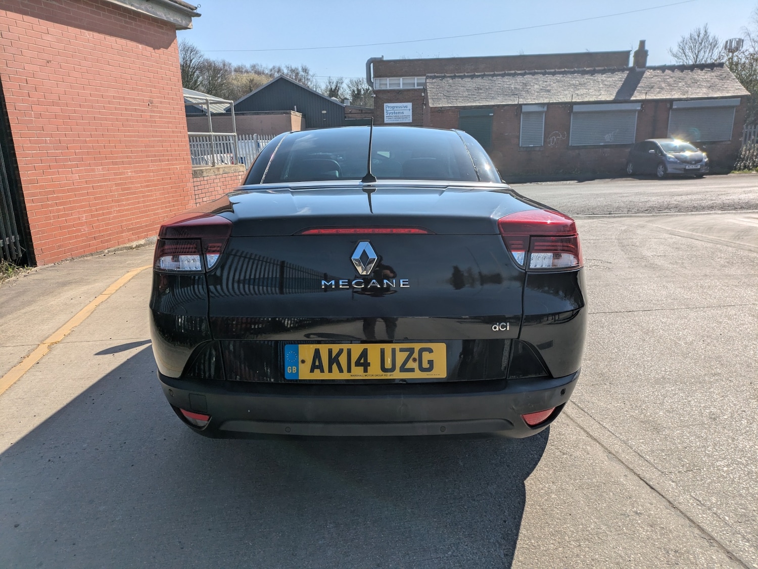 Used Renault Megane 2014 for sale - 77932970: Photo 8