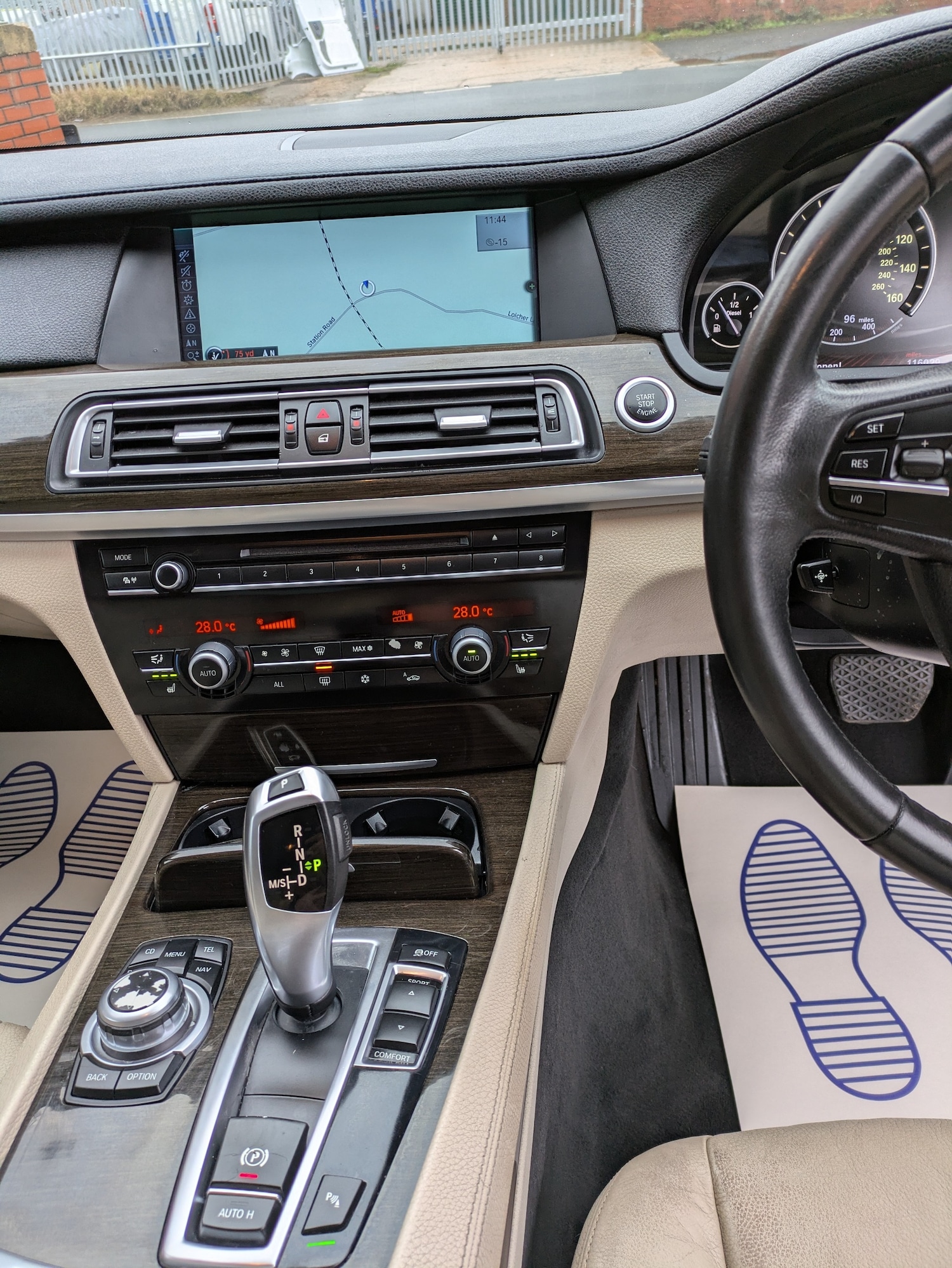 Used BMW 7 Series 2012 for sale - 77271075: Photo 27