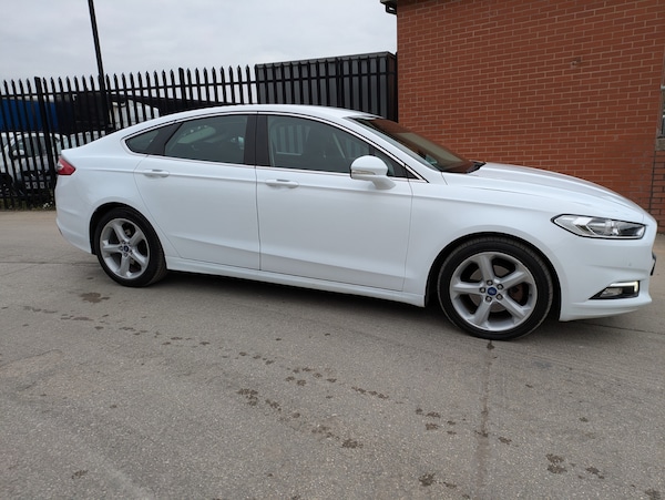 Used Ford Mondeo 2017 for sale - 76289687: Photo 13