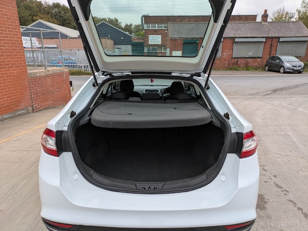 Used Ford Mondeo 2017 for sale - 76289687: Photo 16