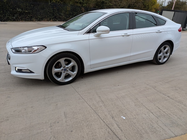 Used Ford Mondeo 2017 for sale - 76289687: Photo 4
