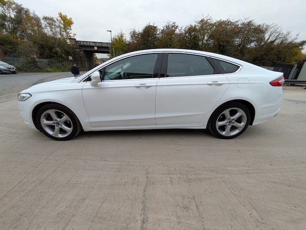 Used Ford Mondeo 2017 for sale - 76289687: Photo 5