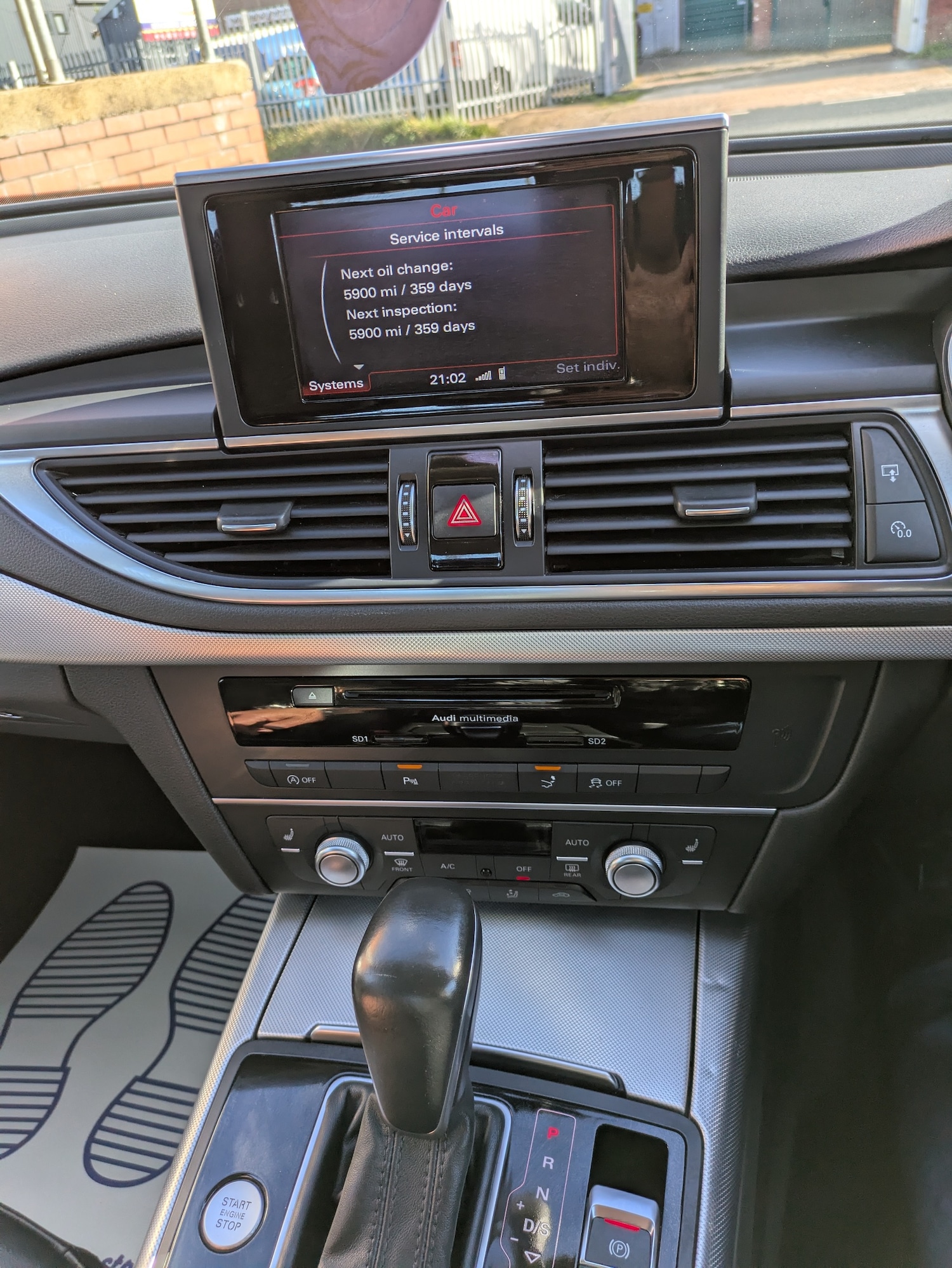 Vehicle 28