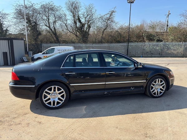 Used Volkswagen Phaeton 2007 for sale - 74849306: Photo 9