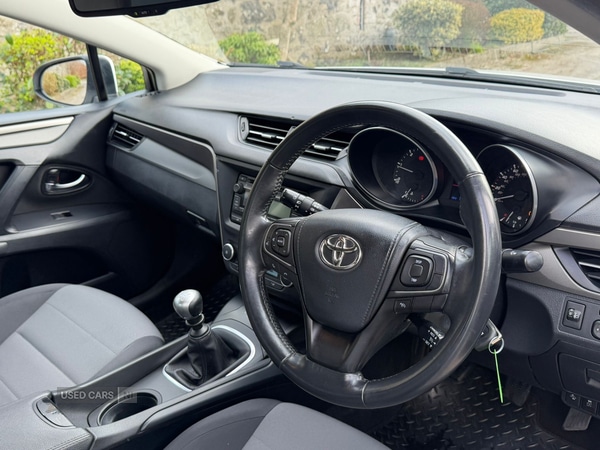 Used Toyota Avensis 2015 for sale - 77840159: Photo 14