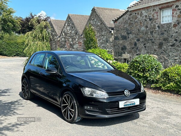 Used Volkswagen Golf 2015 for sale - 76296150: Photo 1