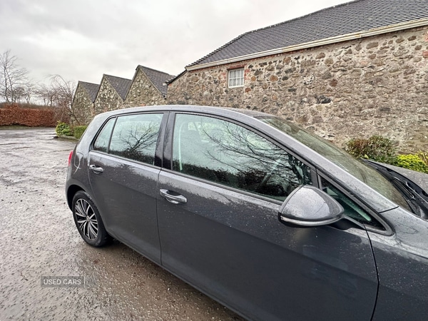 Used Volkswagen Golf 2017 for sale - 77268400: Photo 12