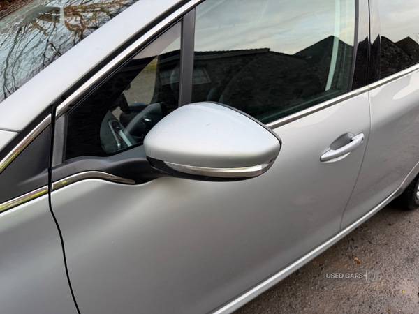 Used Peugeot 208 2015 for sale - 77511701: Photo 11
