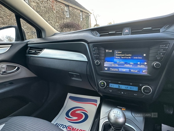 Used Toyota Avensis 2016 for sale - 76953704: Photo 11