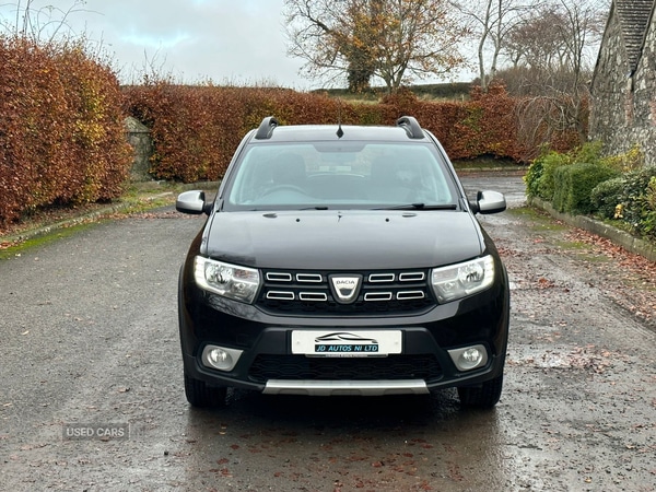 Used Dacia Sandero Stepway 2019 for sale - 76562602: Photo 2