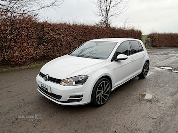 Used Volkswagen Golf 2016 for sale - 77613367: Photo