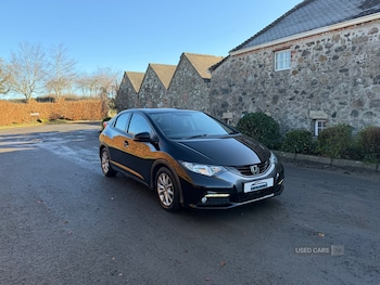 2012 - 2.2 i-DTEC ES-T 5dr