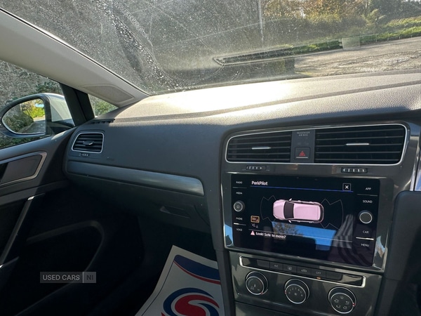 Used Volkswagen Golf 2017 for sale - 76350287: Photo 8