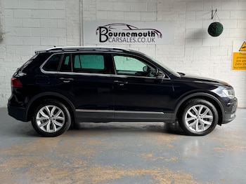 Used Volkswagen Tiguan 2019 for sale - 75402216: Photo