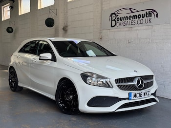 2016 (16) - 1.6 A180 AMG Line Euro 6 (s/s) 5dr