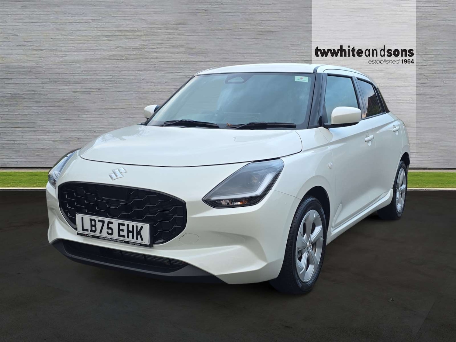 Used Suzuki Swift 2025 for sale - 76773524: Photo 1