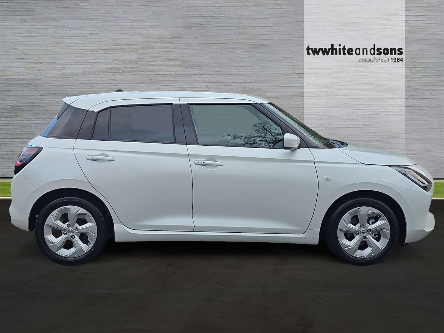 Used Suzuki Swift 2025 for sale - 76773524: Photo 8