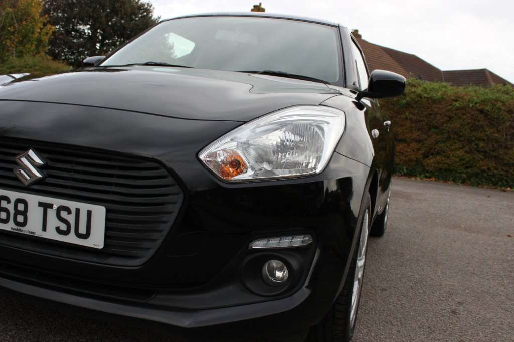 Used Suzuki Swift 2018 for sale - 76487174: Photo 12