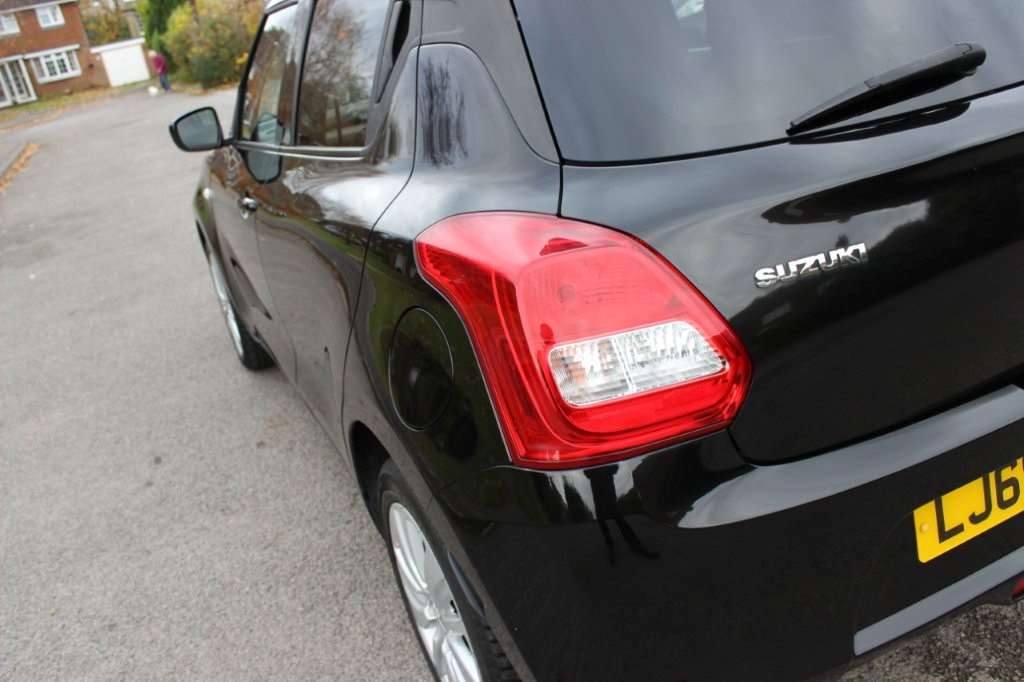 Used Suzuki Swift 2018 for sale - 76487174: Photo 14