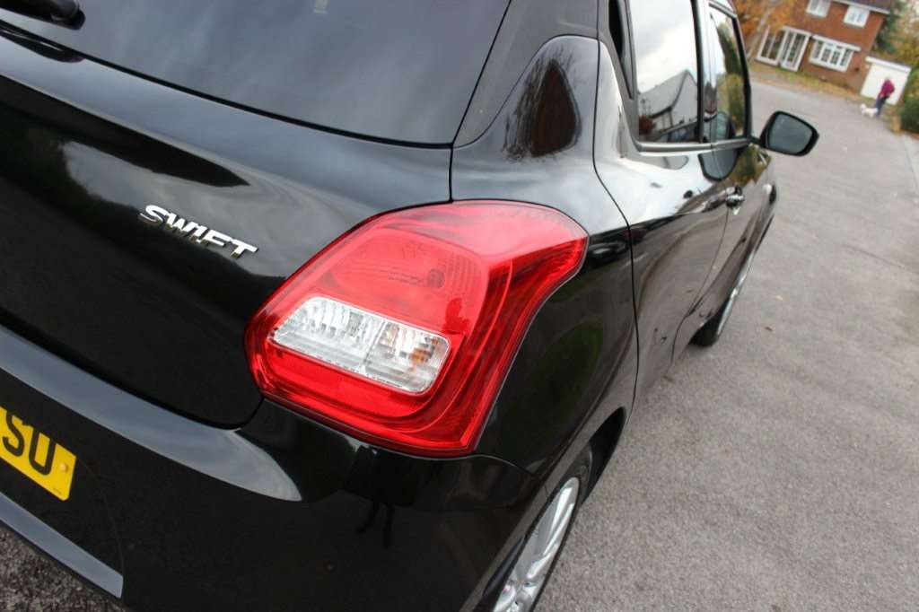 Used Suzuki Swift 2018 for sale - 76487174: Photo 16