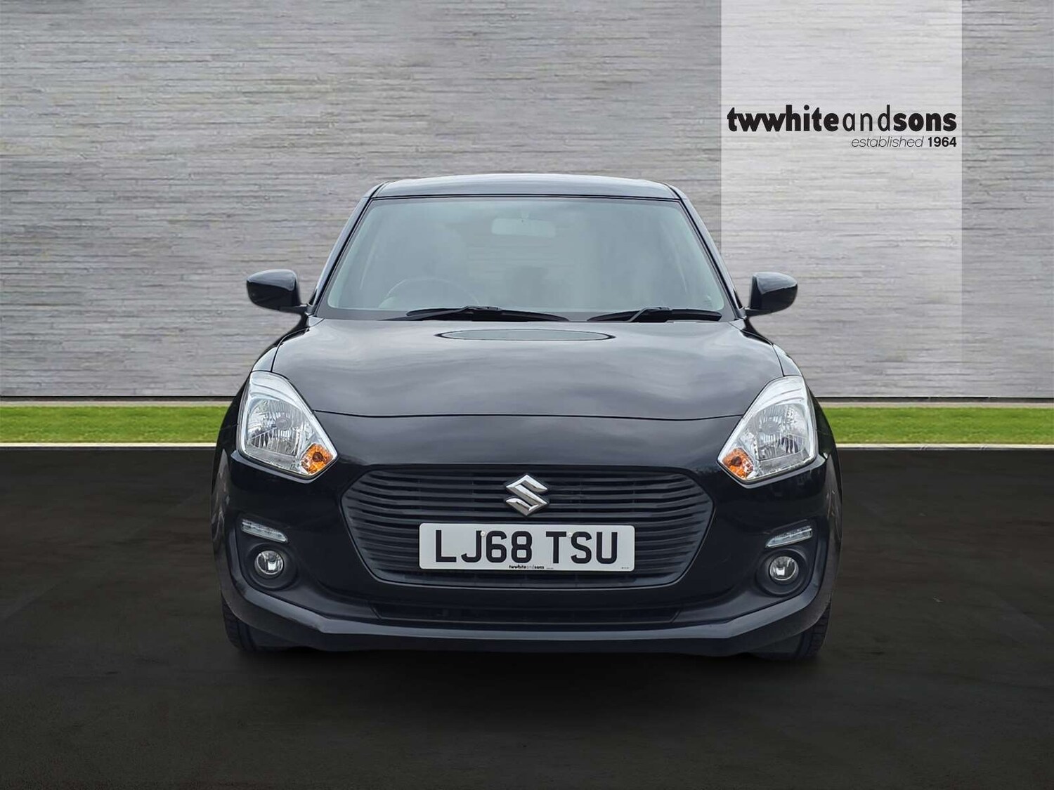 Used Suzuki Swift 2018 for sale - 76487174: Photo 2