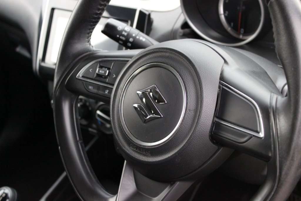 Used Suzuki Swift 2018 for sale - 76487174: Photo 24