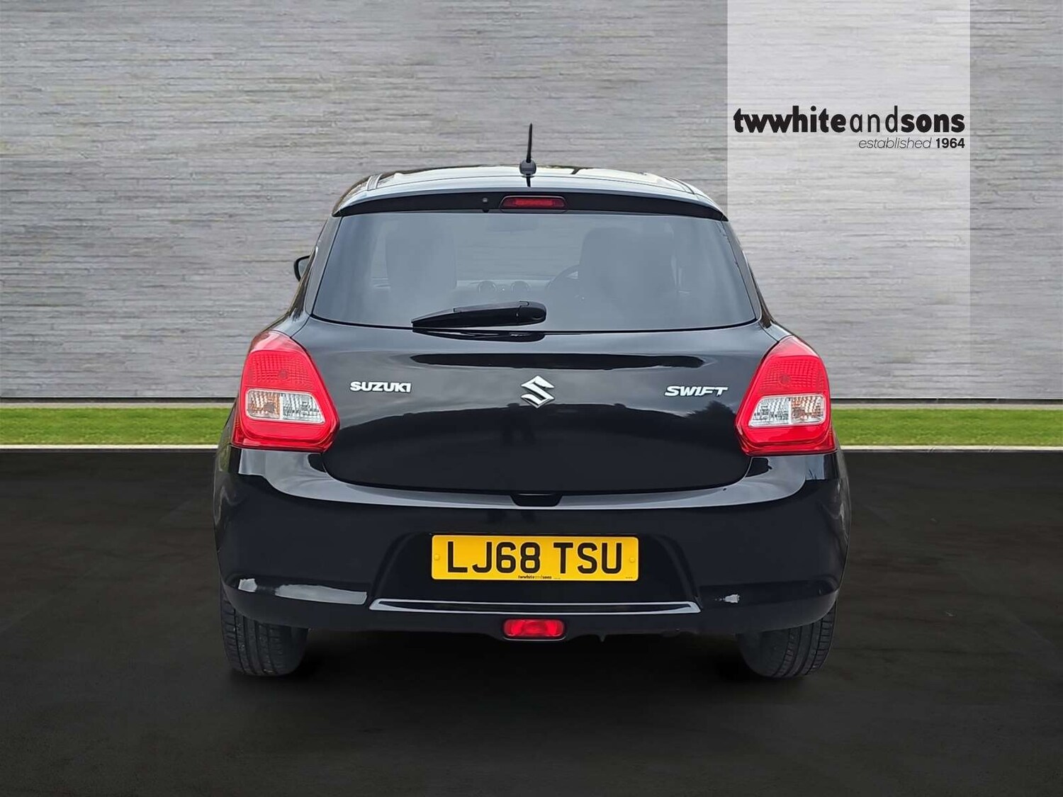 Used Suzuki Swift 2018 for sale - 76487174: Photo 6