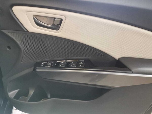 Used Ssangyong Tivoli 2023 for sale - 75664773: Photo 13