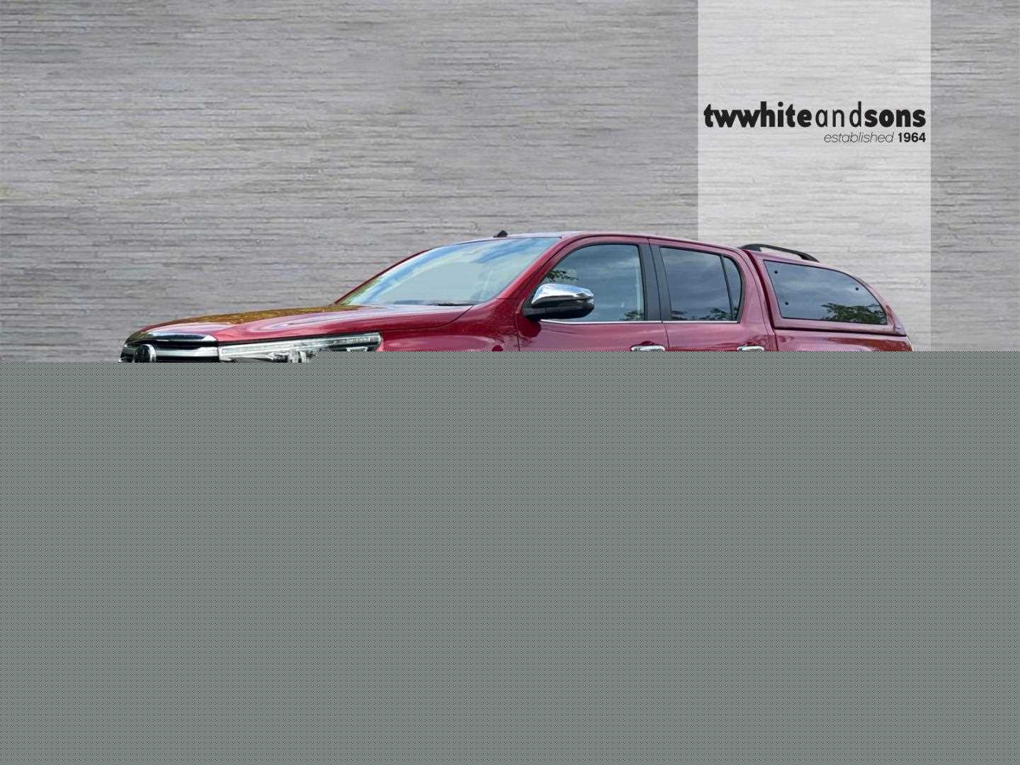 Used Toyota Hilux 2018 for sale - 75664715: Photo