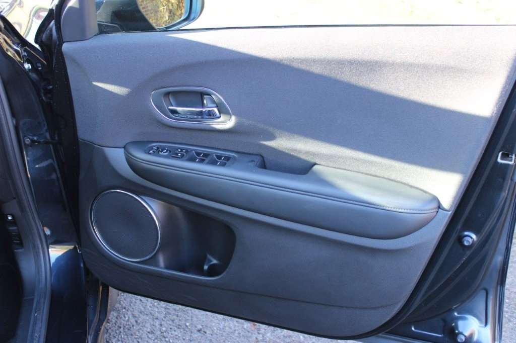 Used Honda HR-V 2020 for sale - 76804258: Photo 17