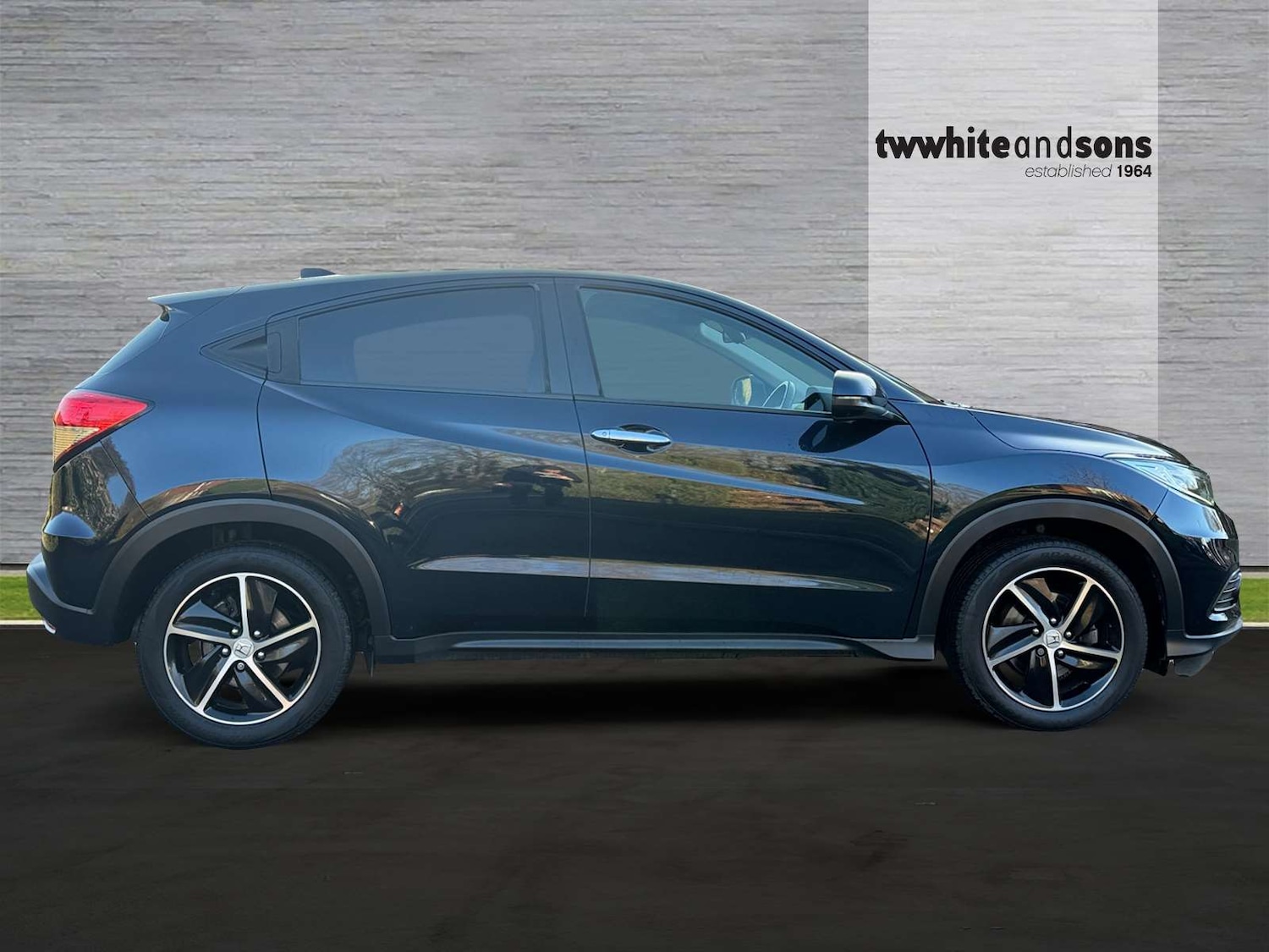 Used Honda HR-V 2020 for sale - 76804258: Photo 7