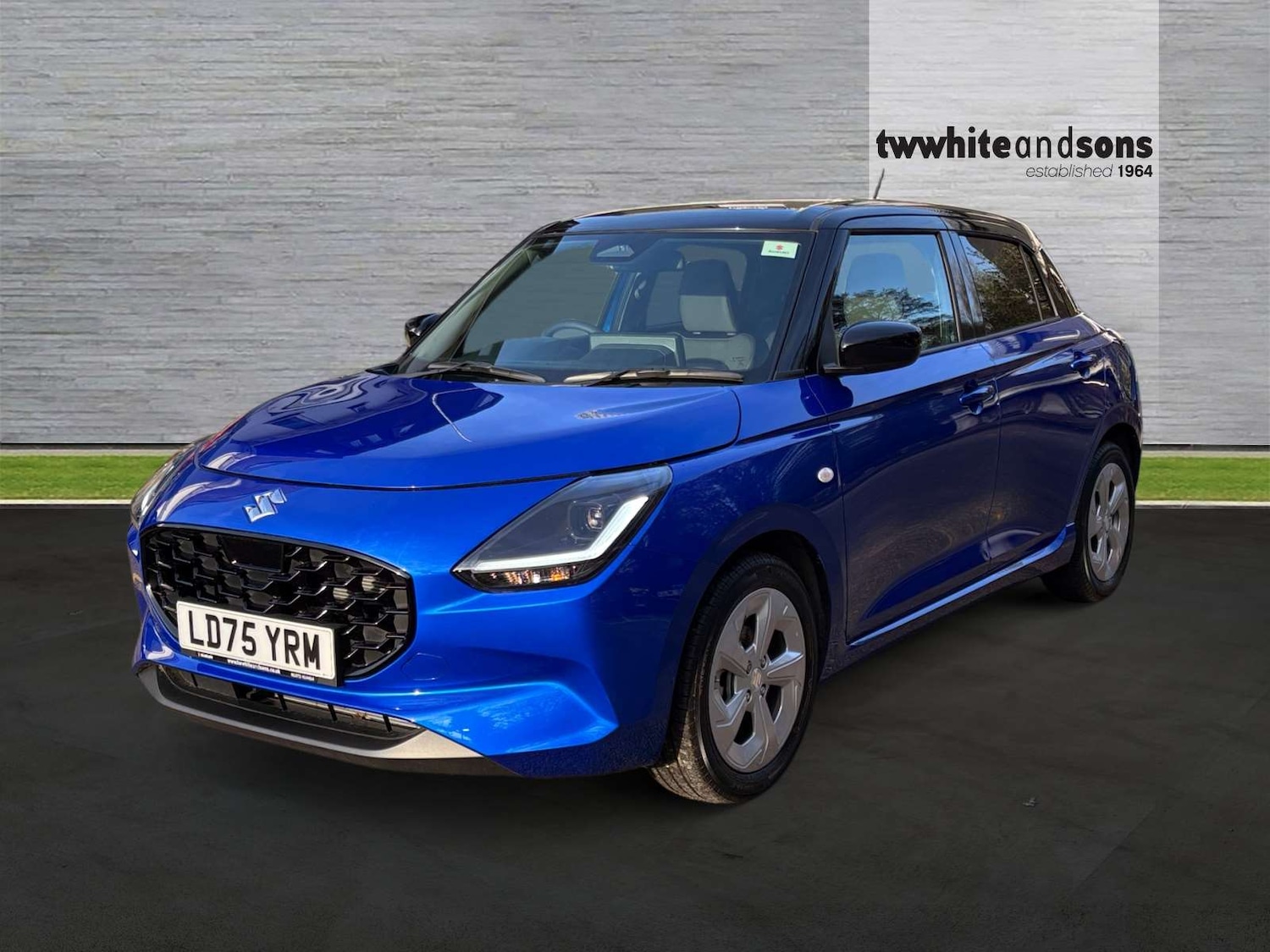 Used Suzuki Swift 2025 for sale - 76770249: Photo 1