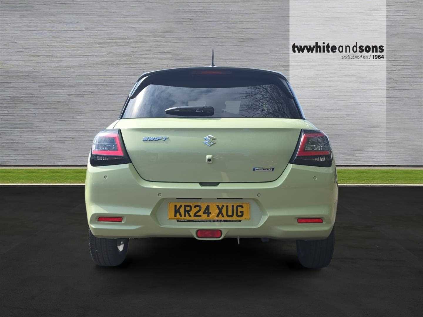 Used Suzuki Swift 2024 for sale - 76966917: Photo 8