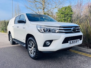 Used Toyota Hilux 2019 for sale - 79436358: Photo