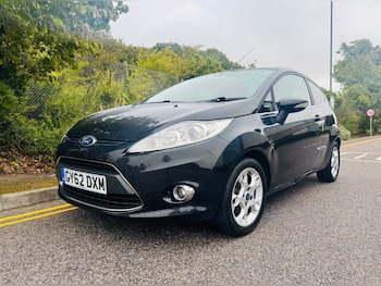 Used Ford Fiesta 2012 for sale - 76022738: Photo
