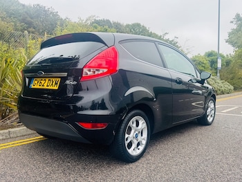 Used Ford Fiesta 2012 for sale - 76022738: Photo