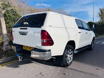 Used Toyota Hilux 2019 for sale - 77311422: Photo