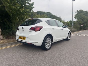 Used Vauxhall Astra 2012 for sale - 75557491: Photo