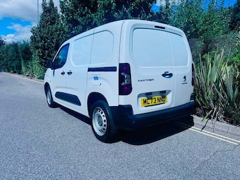 Used Peugeot Partner 2023 for sale - 79599412: Photo