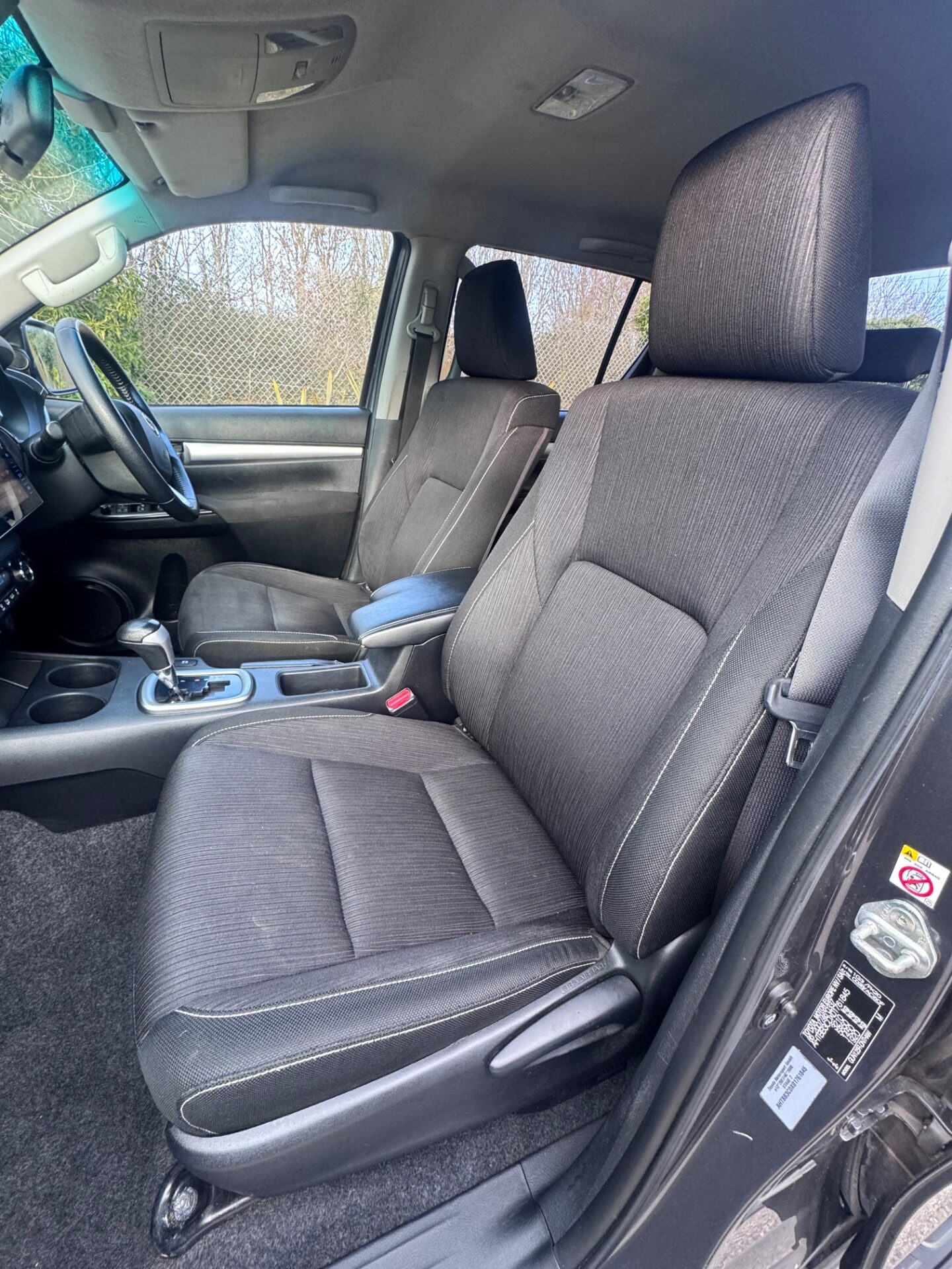 Used Toyota Hilux 2019 for sale - 77312942: Photo 14