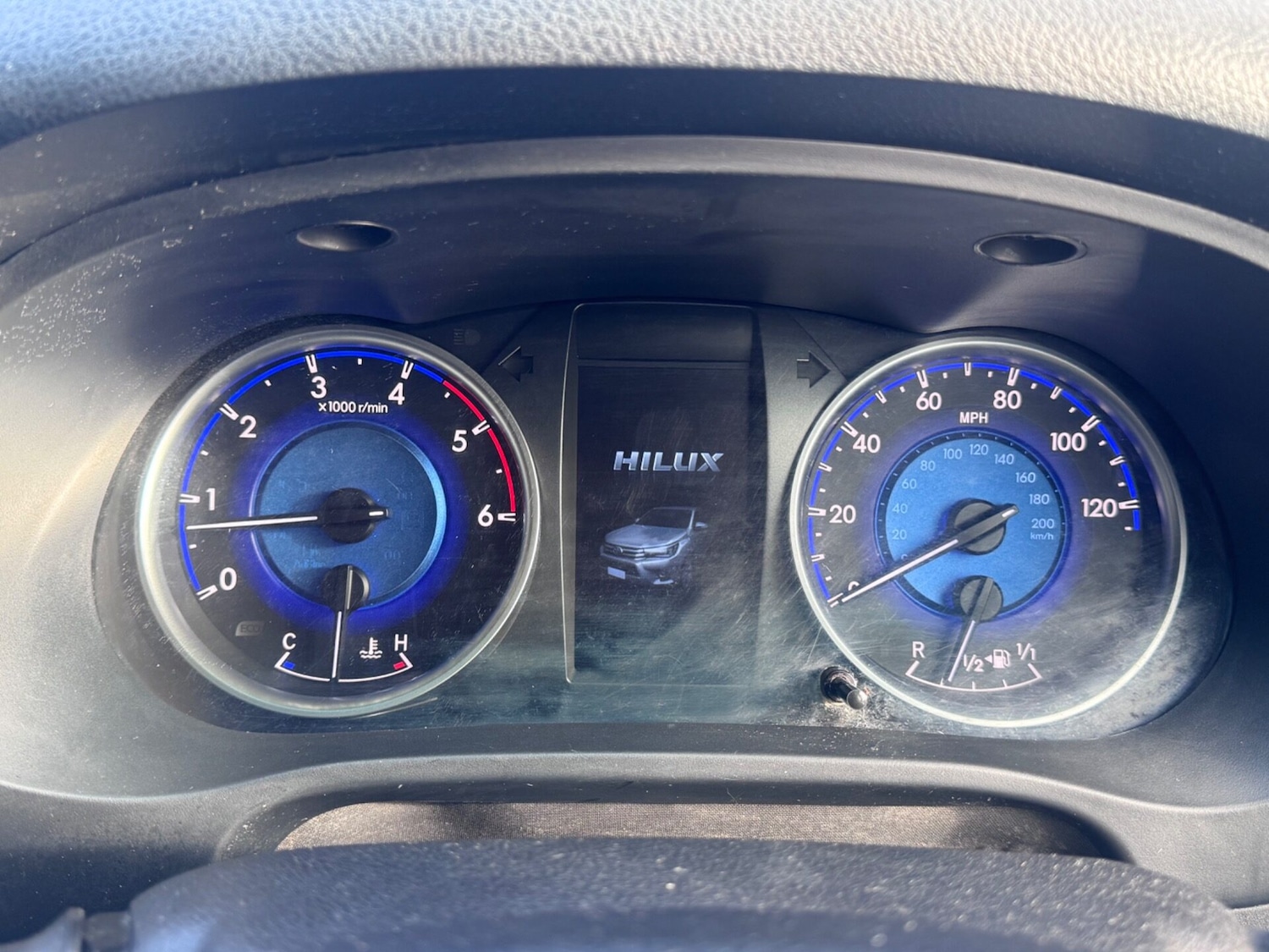 Used Toyota Hilux 2019 for sale - 77312942: Photo 17