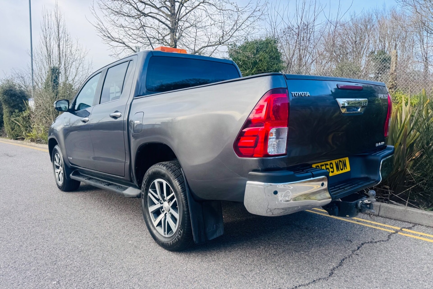Used Toyota Hilux 2019 for sale - 77312942: Photo 4